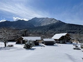 雪の田代原キャンプ場