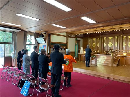 神社庁での贈呈式(1)