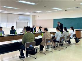 男女共同参画審議会の様子