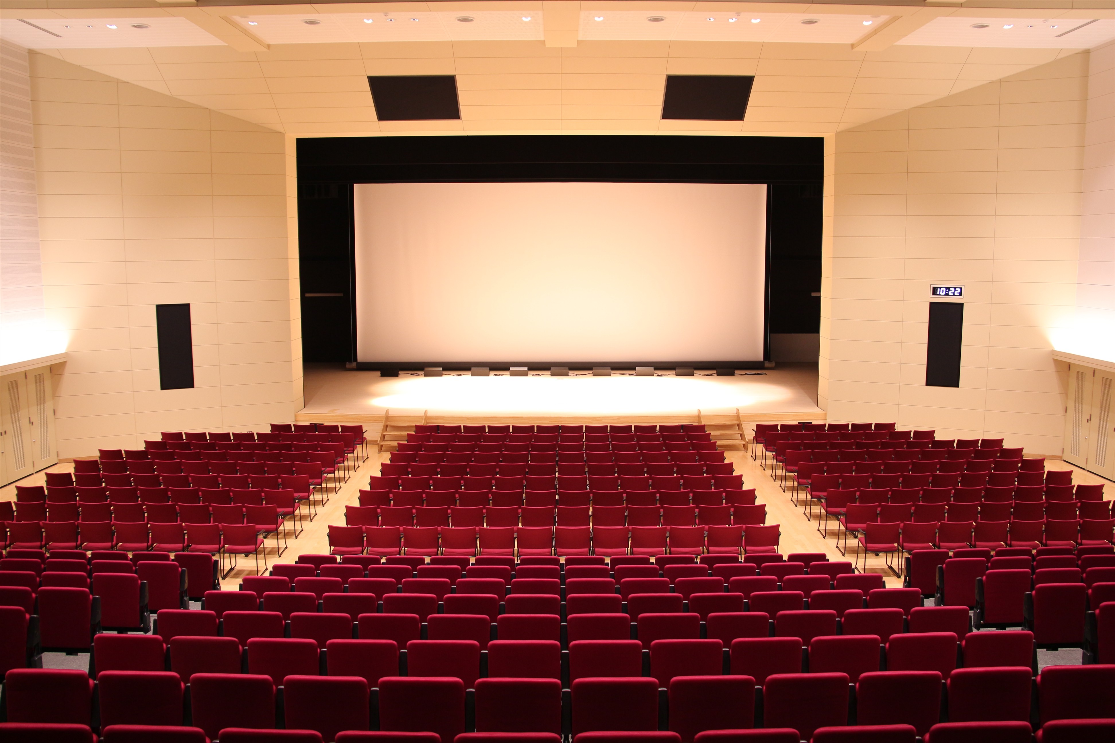 大ホール内観画像